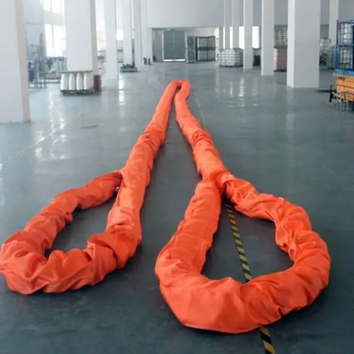 Round sling with eyes, a related configuration Round sling with eyes: the same sleeved body terminated in eyes, a second configuration in the same library