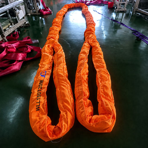 WLL 150T polyester round sling, sleeved endless loop WLL 150T polyester round sling: sleeved endless loop of high-tenacity polyester yarn, coiled as supplied