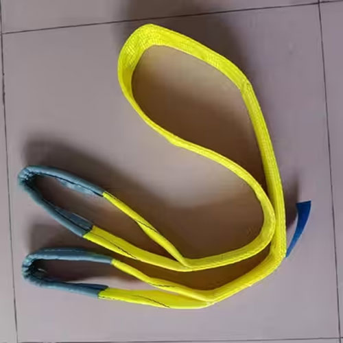 3Ton Webbing Sling with the eyes at each end, in the yellow of its band 3Ton Webbing Sling with the eyes at each end, in the yellow of its band